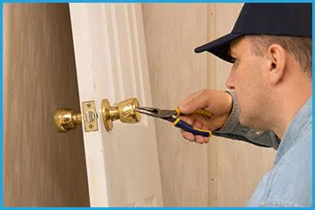 Lock Locksmith Services Detroit, MI 313-344-1754 Lock Locksmith Services Detroit, MI 313-344-1754 - 3-nearest-locksmith